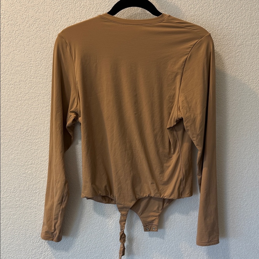 SKIMS Neutral Long Sleeve Bodysuit - Picture 3 of 3